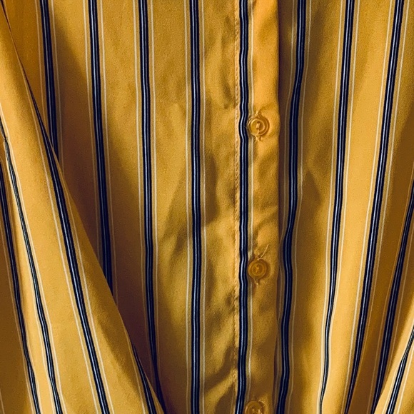 Bluenotes// Yellow self tie top - Picture 3 of 3